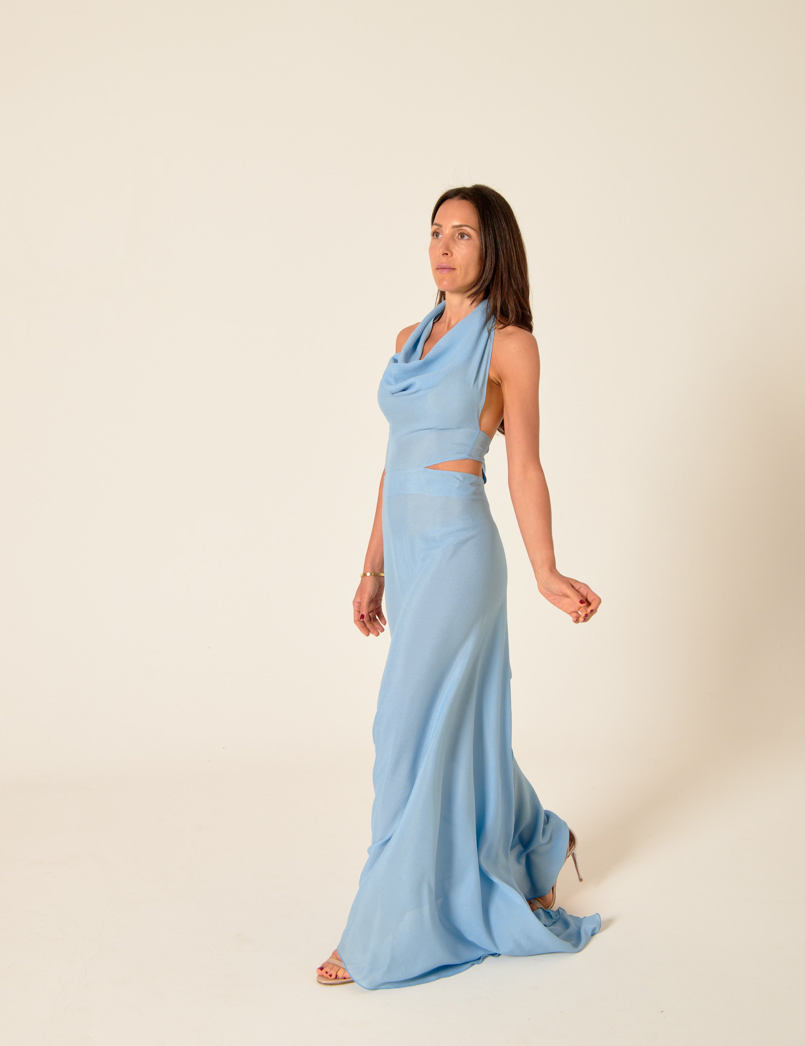 vestito2203_21a5c7e0-3e49-477a-81e8-8a779e4ddf86.jpg